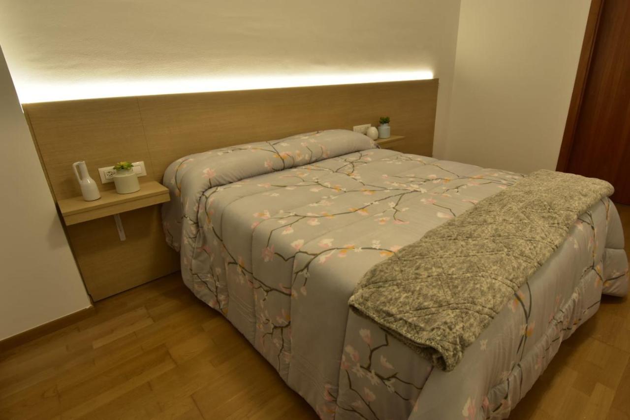 Apartament Gredera 奥洛特 外观 照片